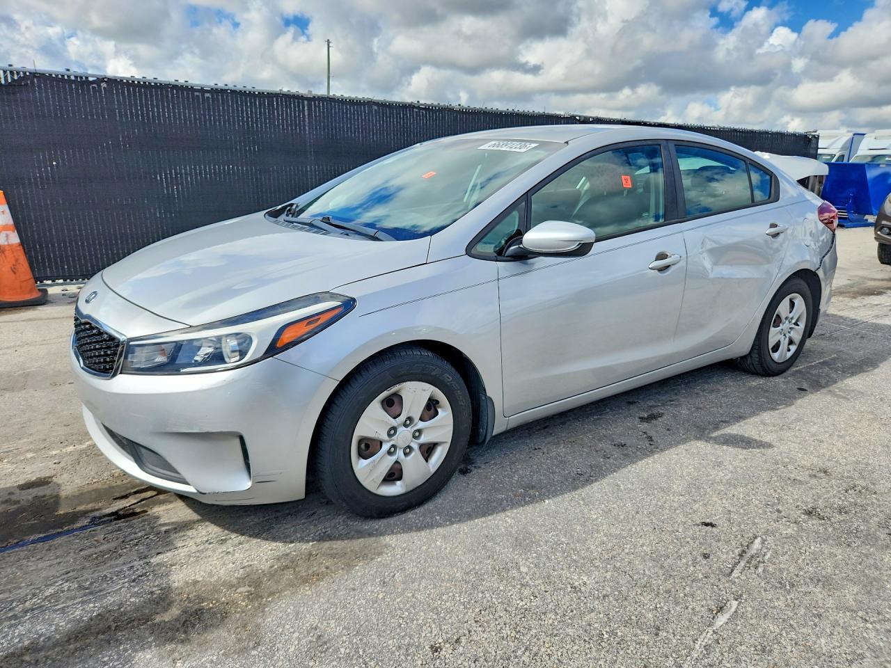 2018 Kia Forte Lx - zdjęcie główne