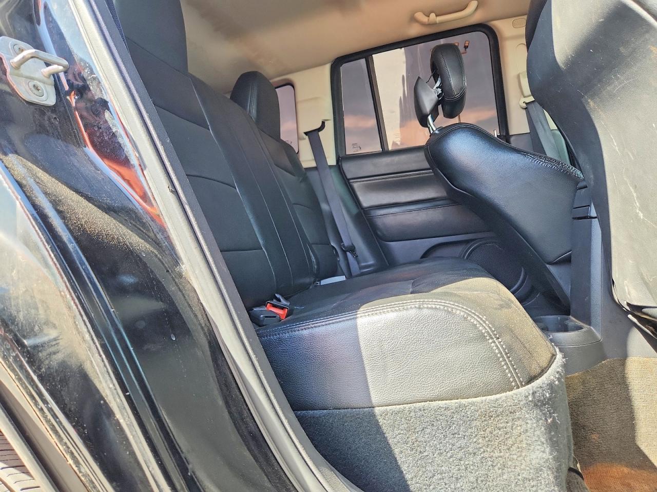 2014 Jeep Compass Latitude - zdjęcie 11