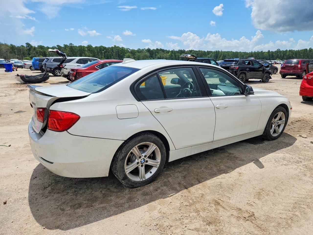 2015 BMW 320 I xDrive - zdjęcie 3