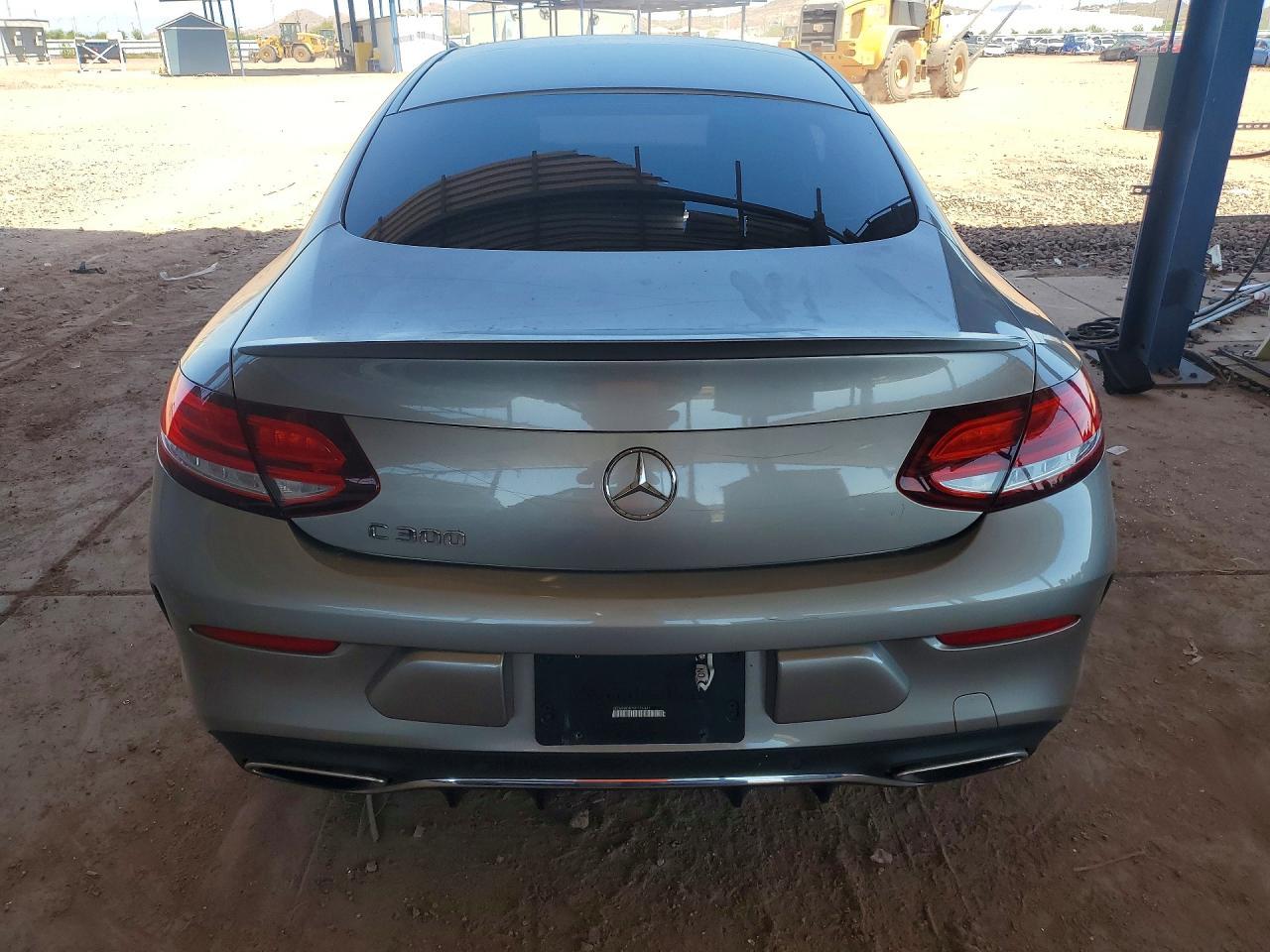 2019 Mercedes-Benz C 300 - zdjęcie 6