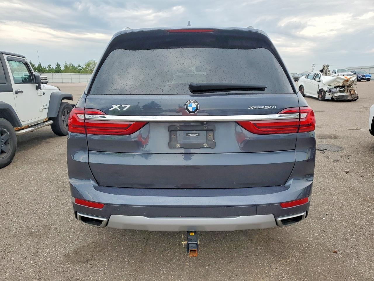 2020 BMW X7 xDrive50I - zdjęcie 6