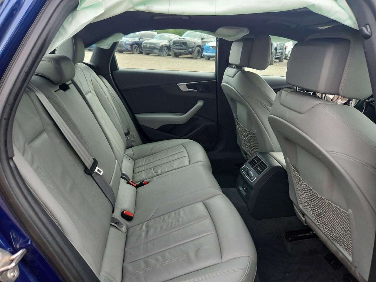 2017 Audi A4 Premium Plus - zdjęcie 10