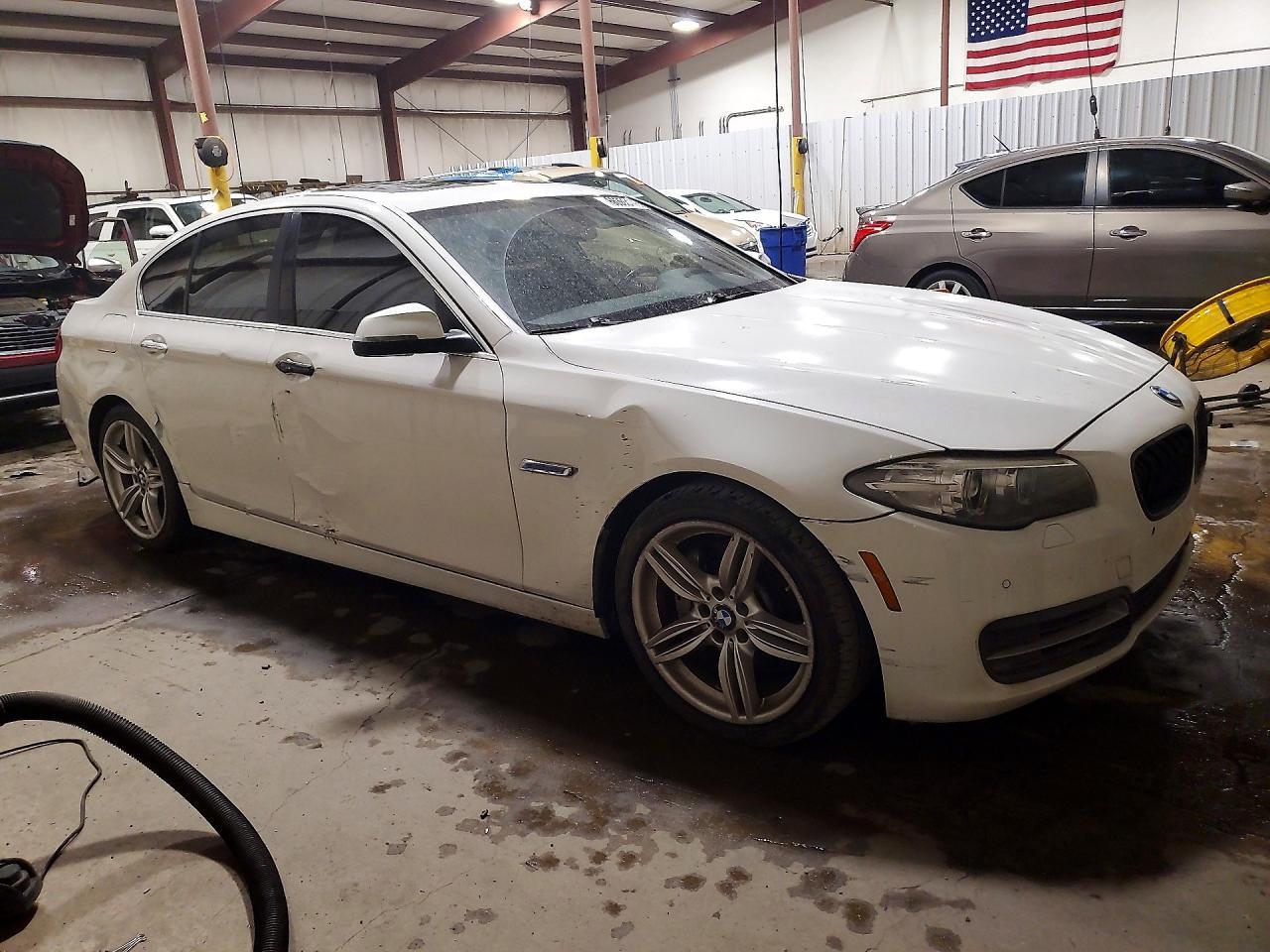 2014 BMW Seria 5 535i - zdjęcie 4