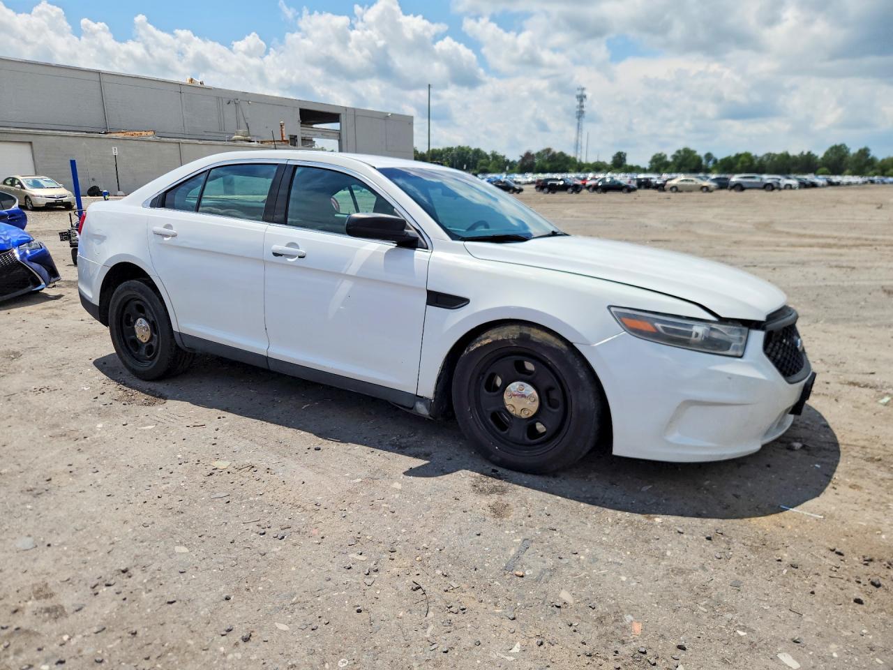 2019 Ford Taurus Police Interceptor - zdjęcie 4