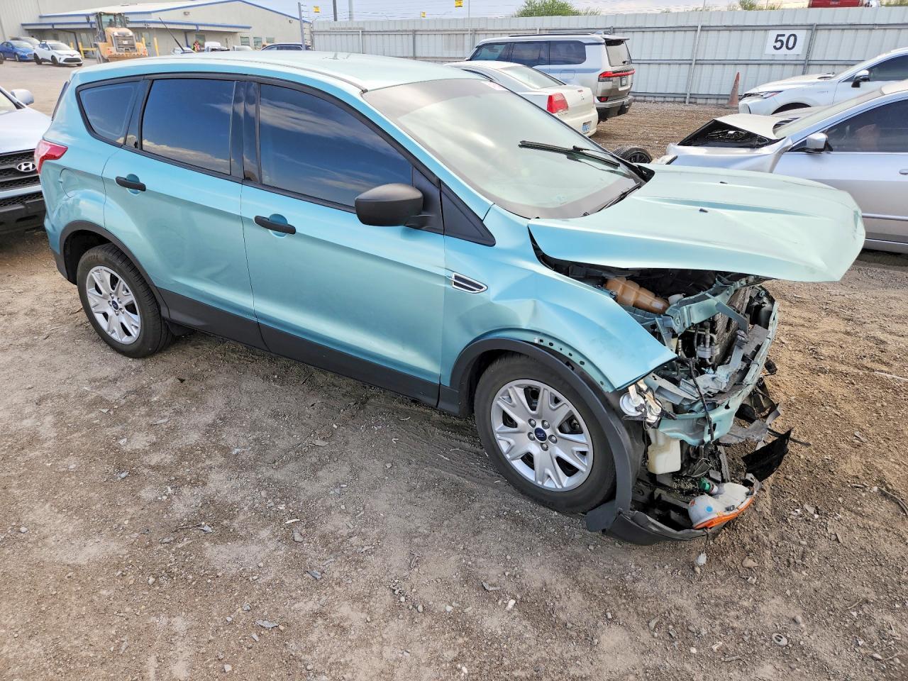2013 Ford Escape S - zdjęcie 4