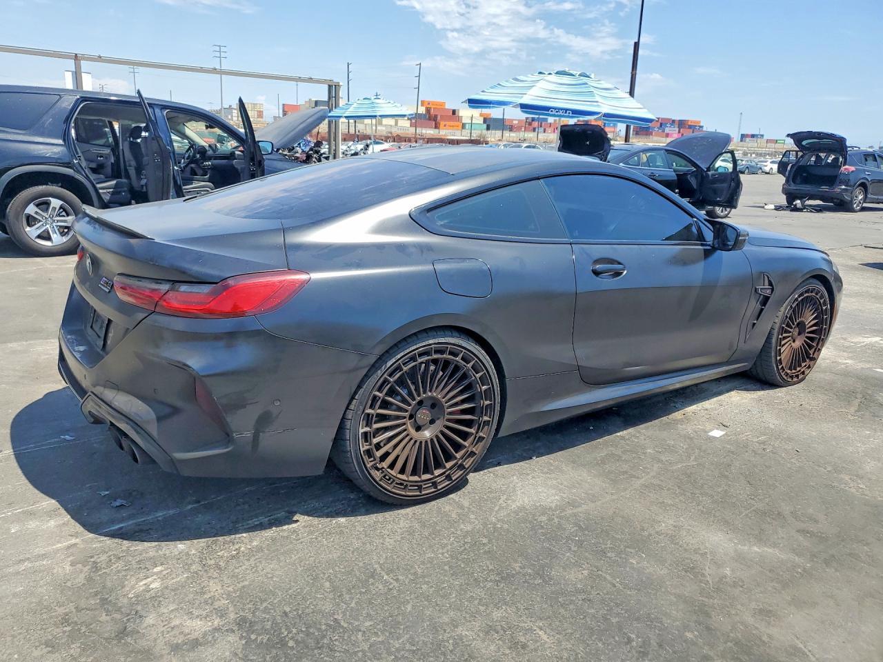 2024 BMW M8 - zdjęcie 3