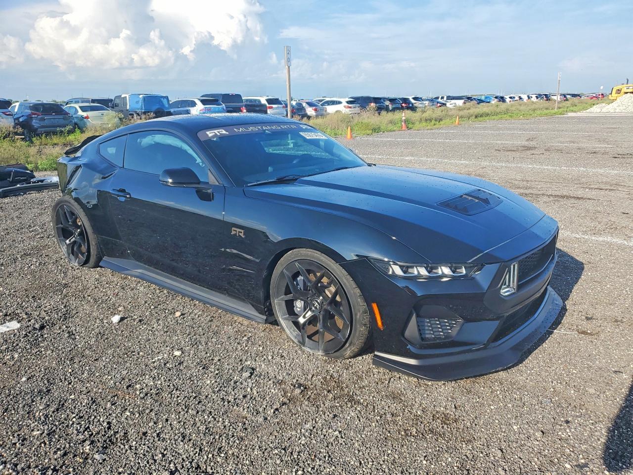 2024 Ford Mustang Gt - zdjęcie 4