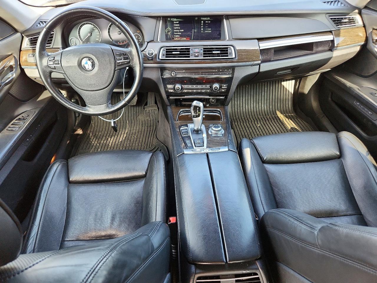 2013 BMW 740 Lxi - zdjęcie 8