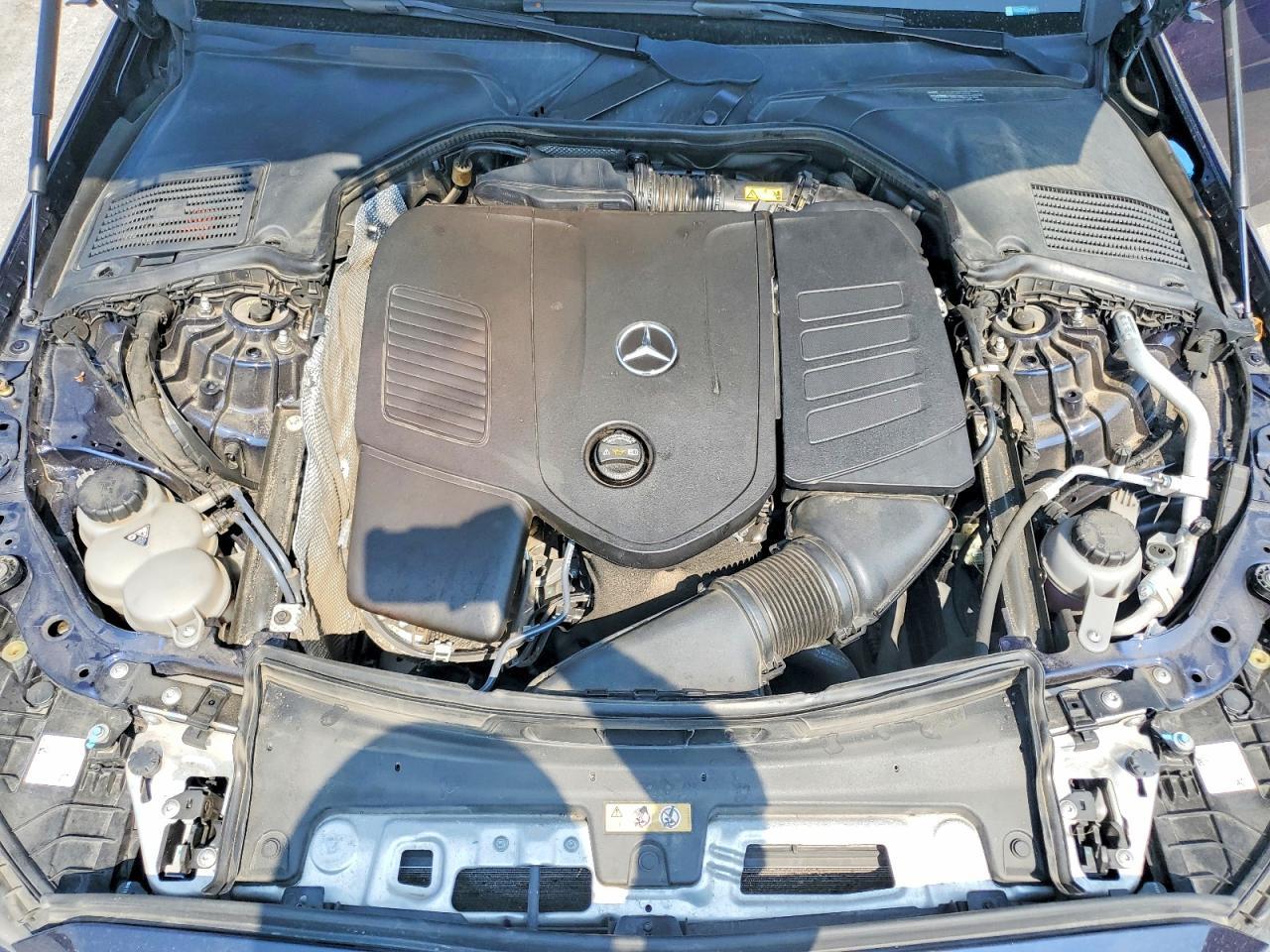 2023 Mercedes-Benz C 300 4Matic - zdjęcie 11