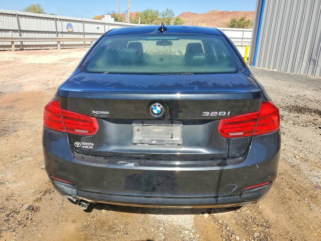 2018 BMW Seria 3 320i - zdjęcie 6