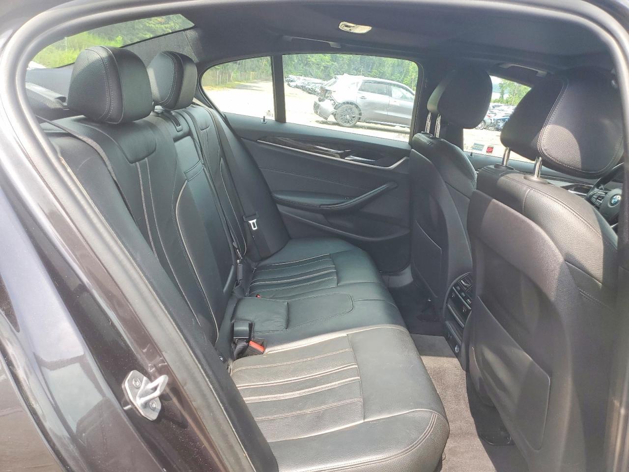2018 BMW Seria 5 530e - zdjęcie 10