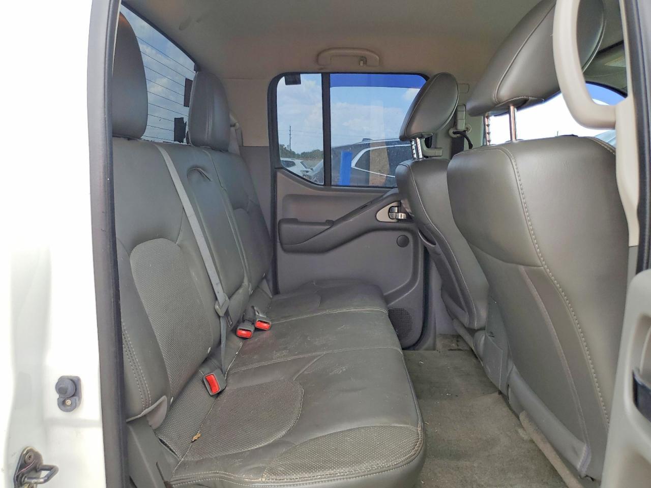 2013 Nissan Frontier S - zdjęcie 10