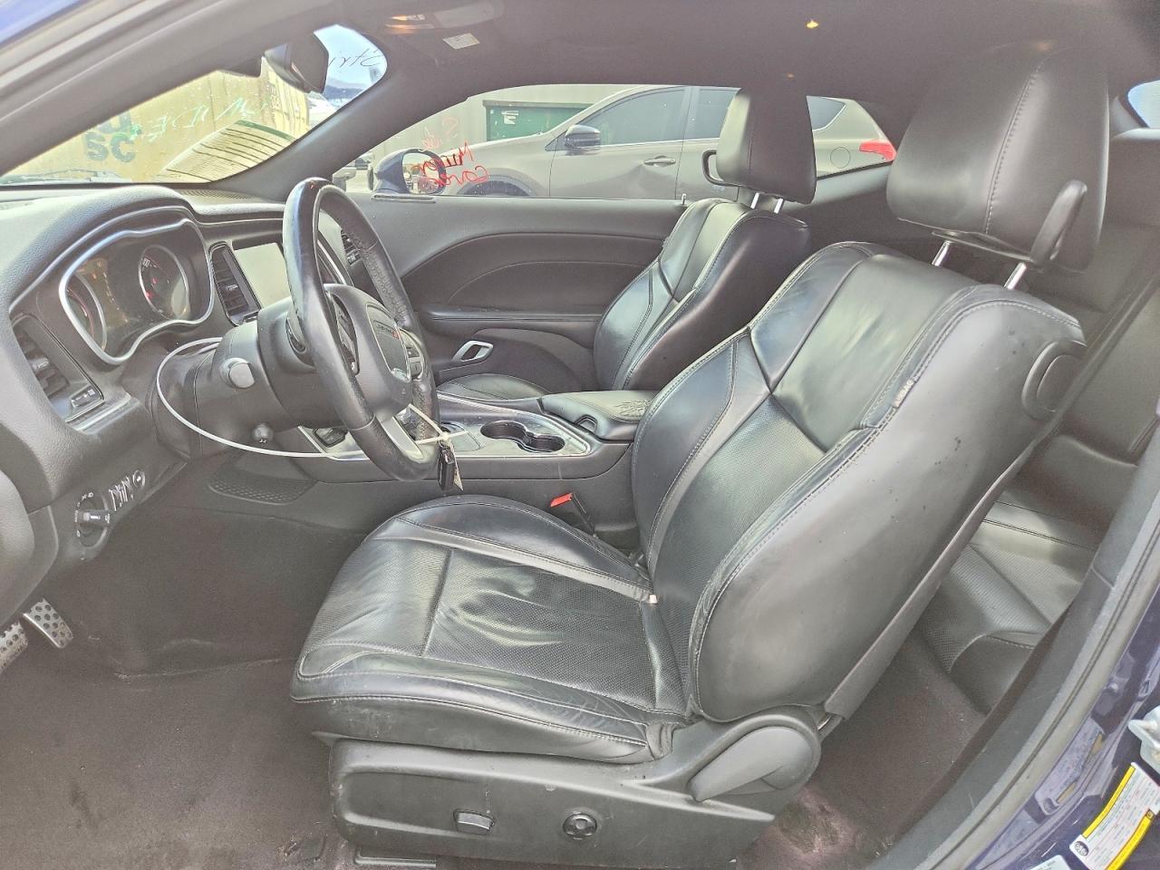 2016 Dodge Challenger Sxt - zdjęcie 7