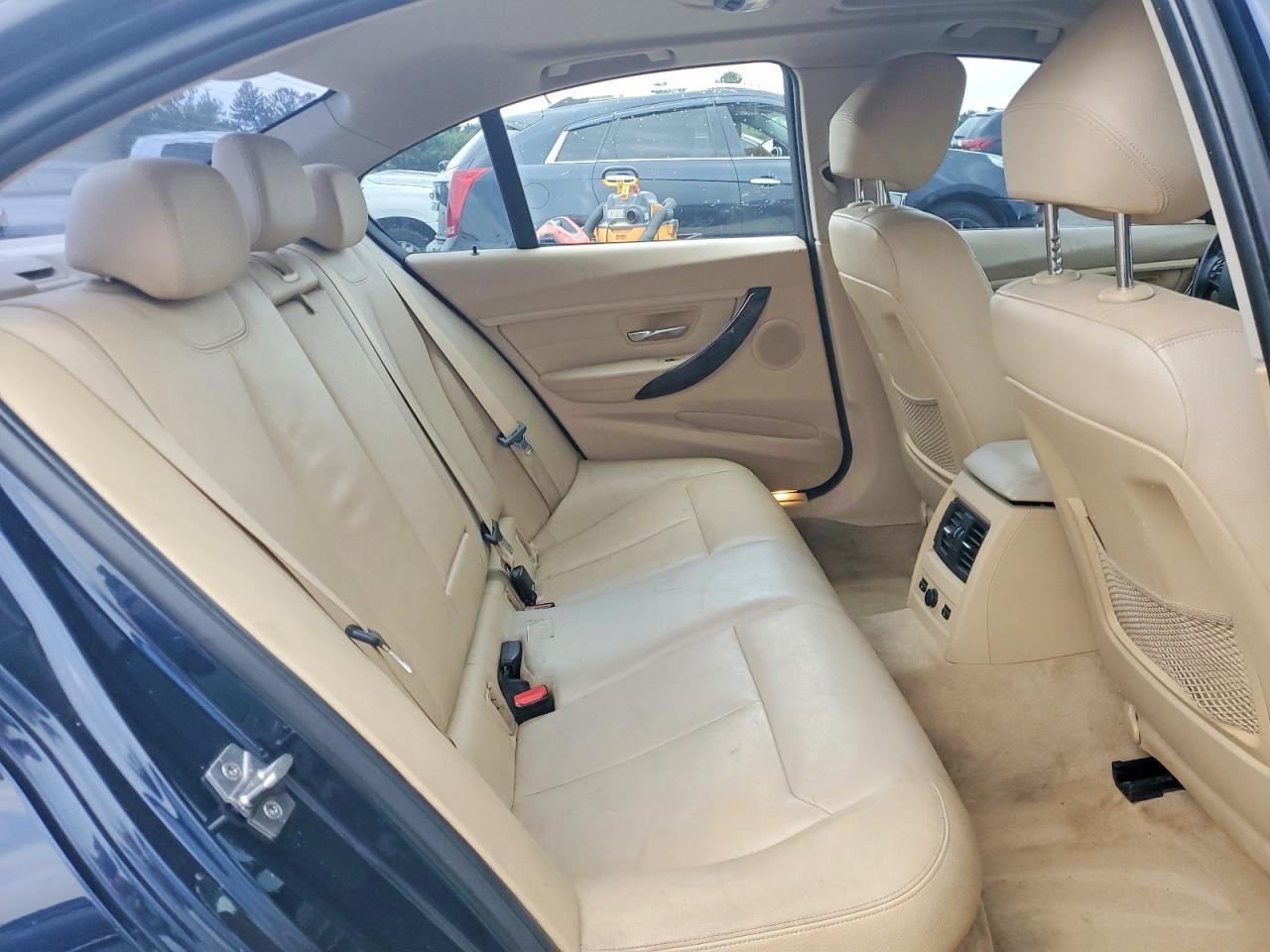 2014 BMW 328 D xDrive - zdjęcie 10