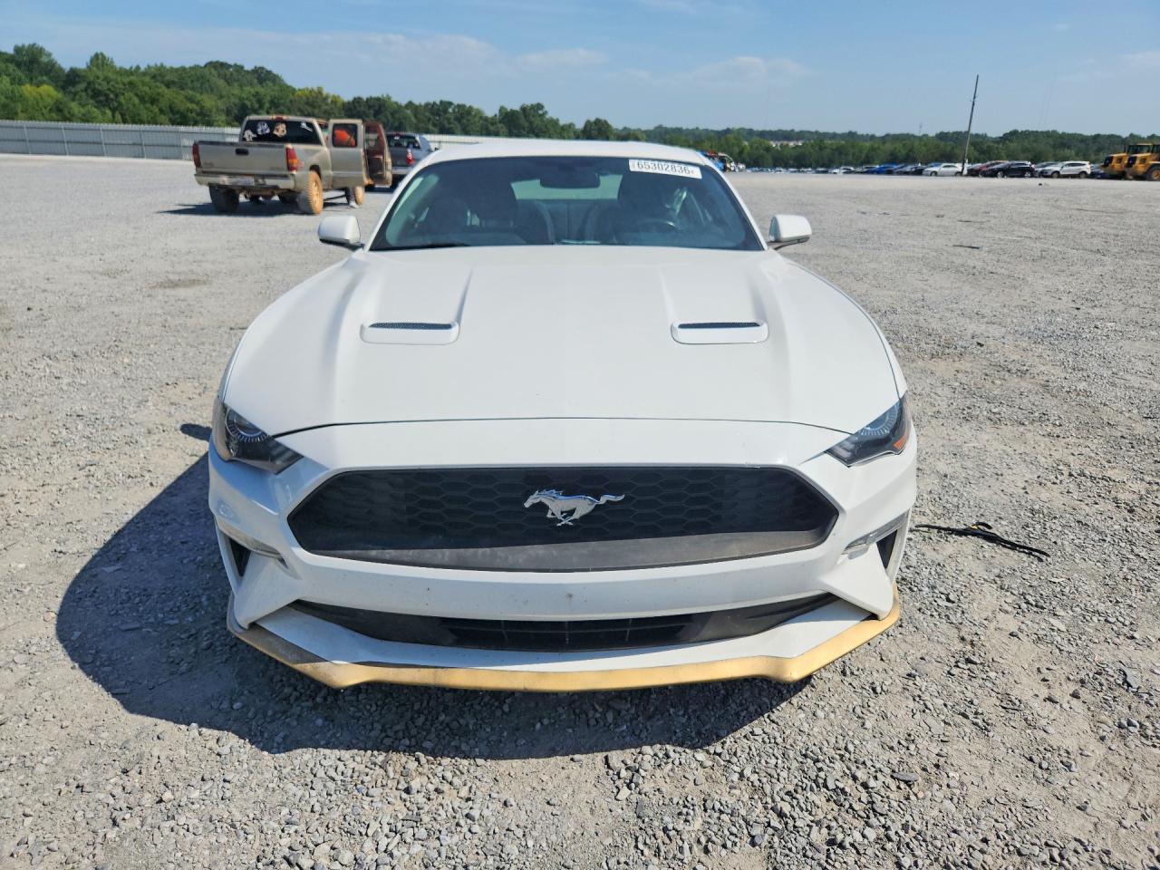2019 Ford Mustang - zdjęcie 5