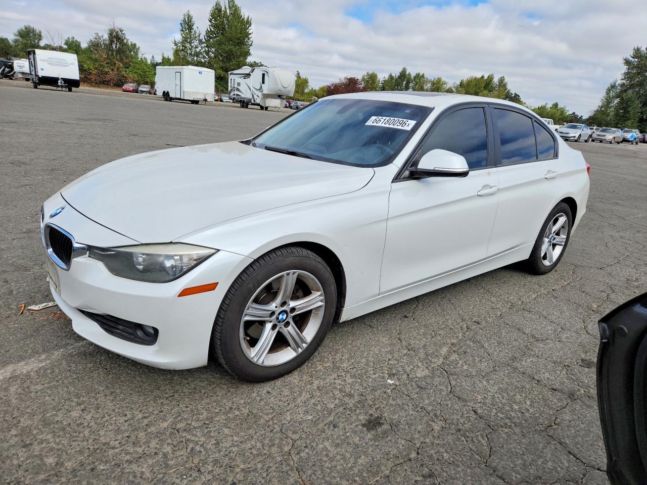 2013 BMW 328 I Sulev - zdjęcie główne