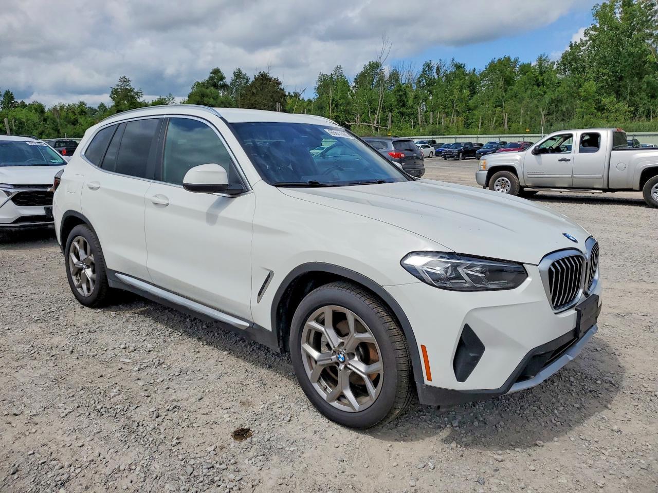 2022 BMW X3 xDrive30I - zdjęcie 4