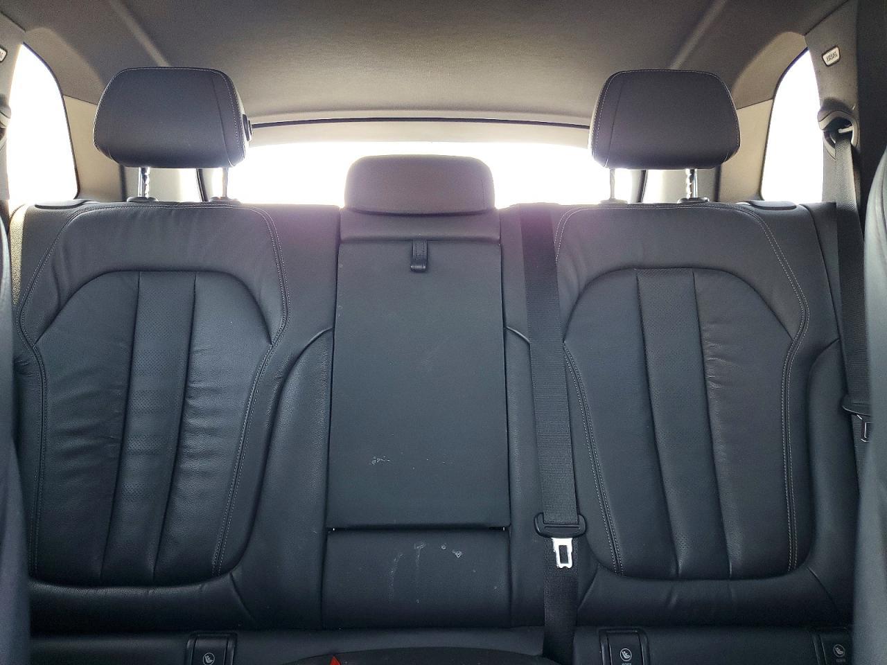2019 BMW X5 xDrive40I - zdjęcie 10