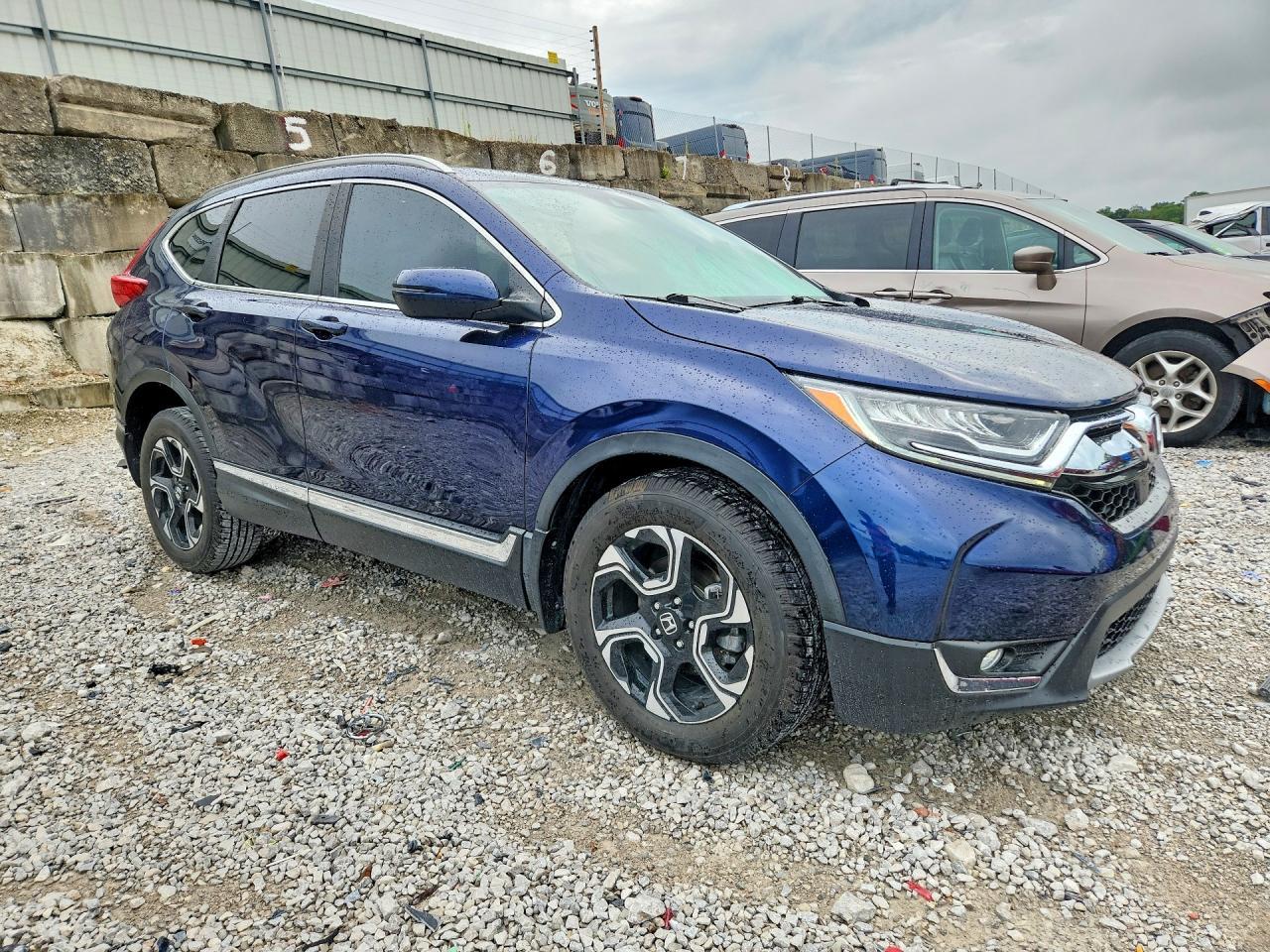 2019 Honda Cr-V Touring - zdjęcie 4