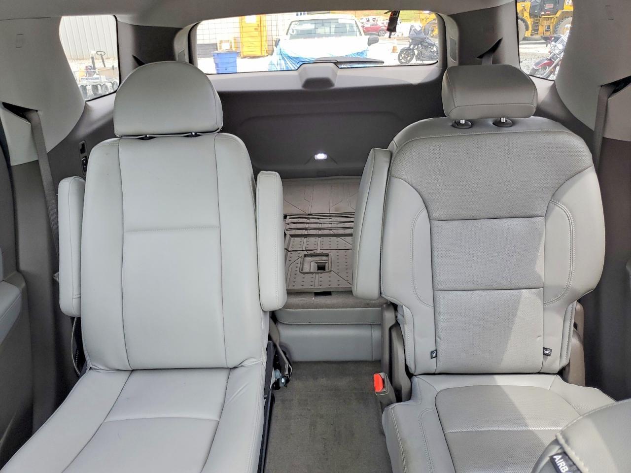 2018 Chevrolet Traverse Premier - zdjęcie 10