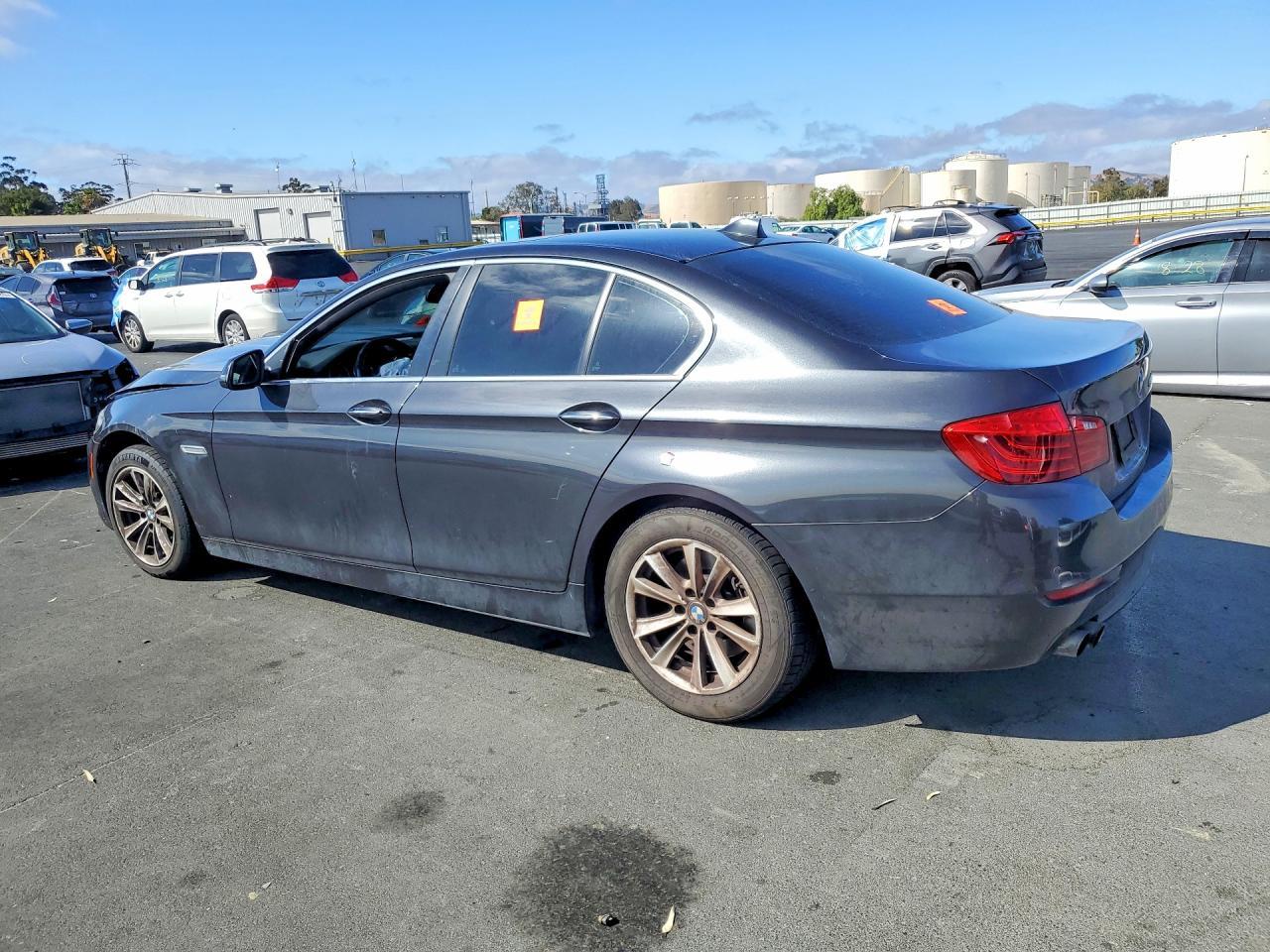2016 BMW 528 I - zdjęcie 2