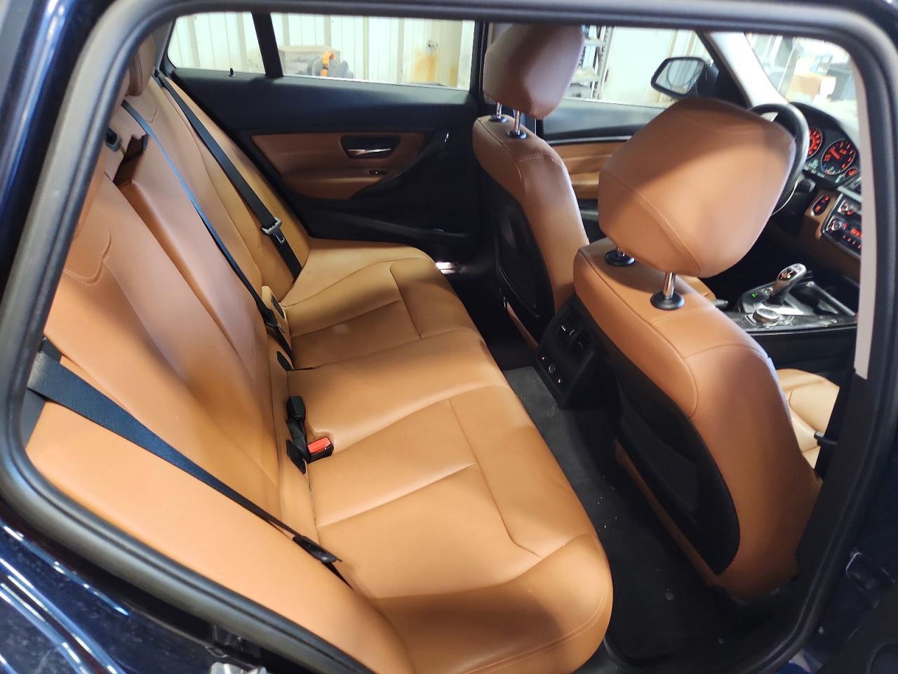 2014 BMW 328 D xDrive - zdjęcie 10