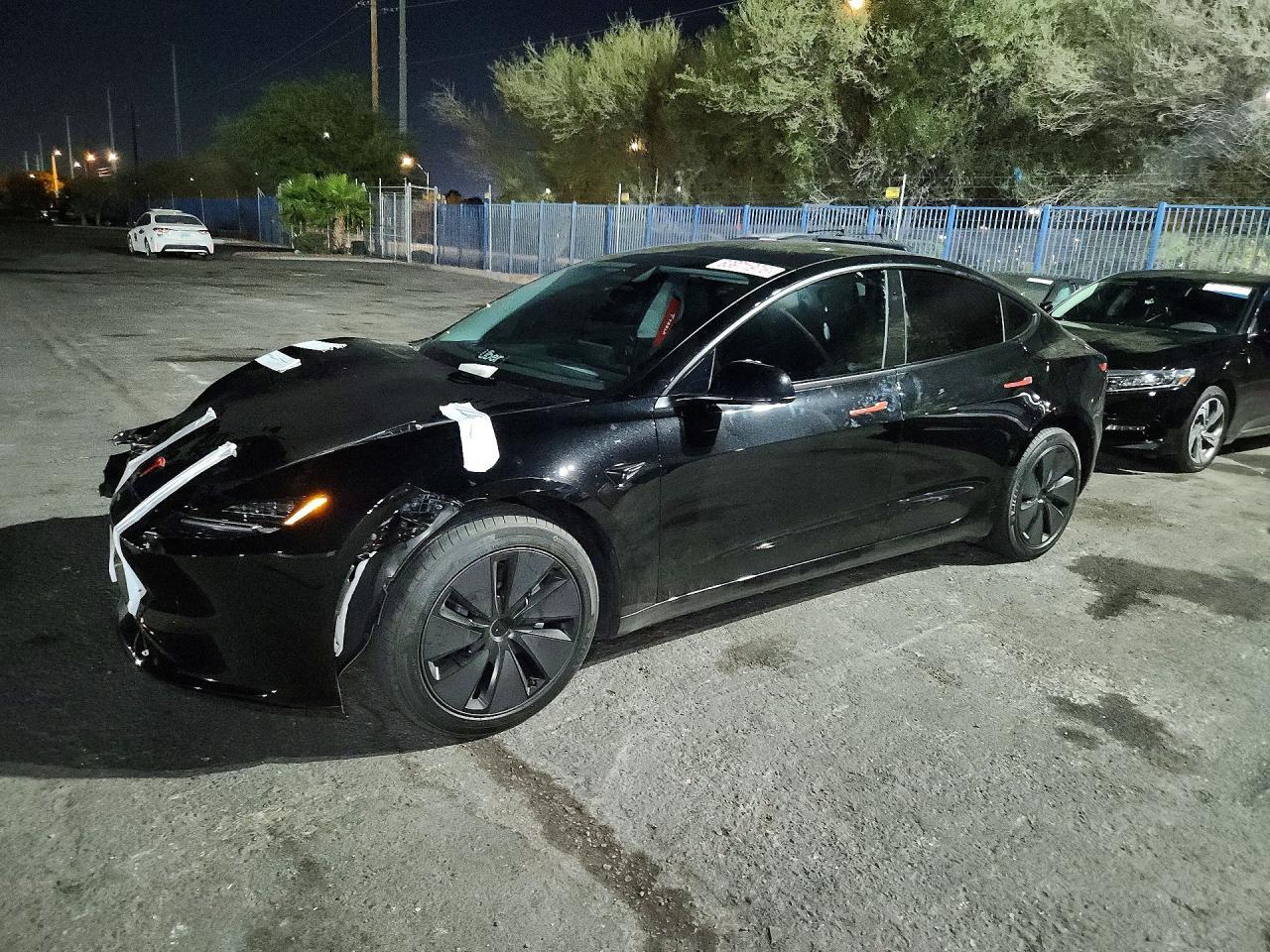 2026 Tesla Model 3 - zdjęcie główne