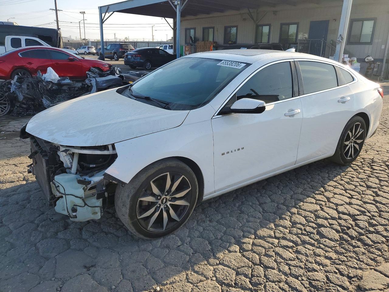 2016 Chevrolet Malibu Lt - zdjęcie główne