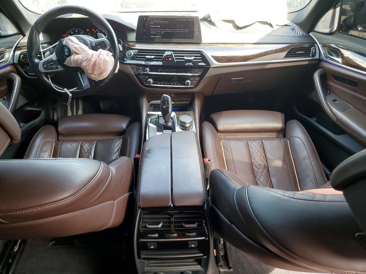 2017 BMW Seria 5 540i - zdjęcie 8