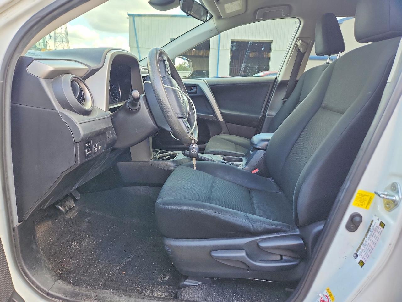 2017 Toyota Rav4 Le - zdjęcie 7