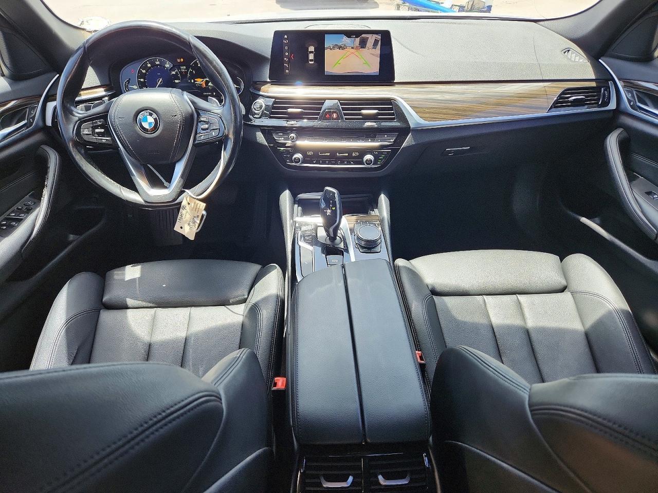 2019 BMW 530 I - zdjęcie 8
