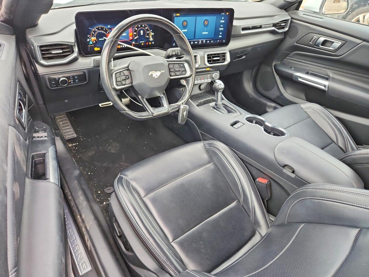 2024 Ford Mustang - zdjęcie 8