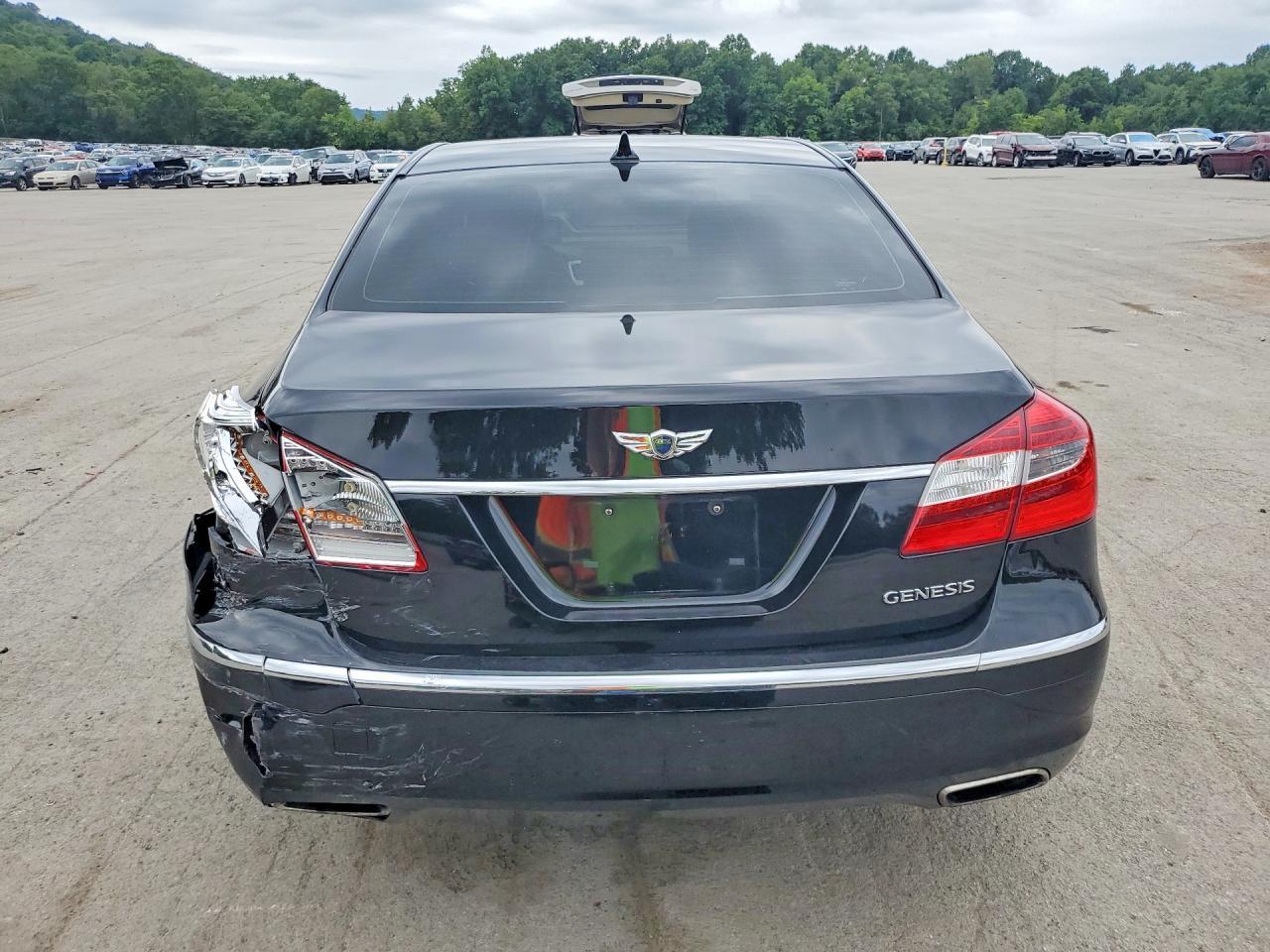 2013 Hyundai Genesis 3.8L - zdjęcie 6