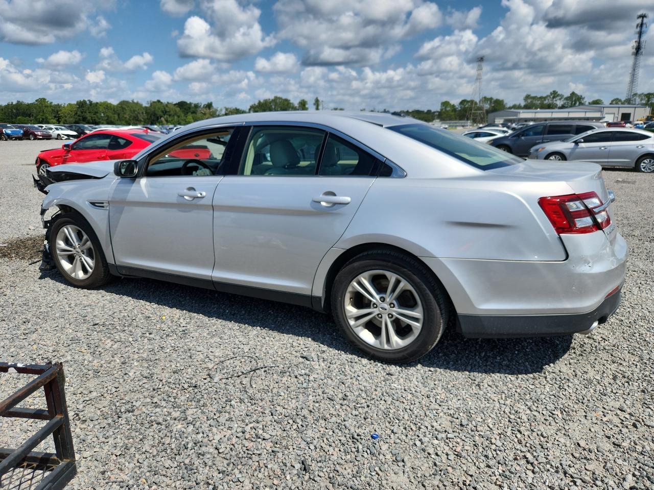2016 Ford Taurus Se - zdjęcie 2
