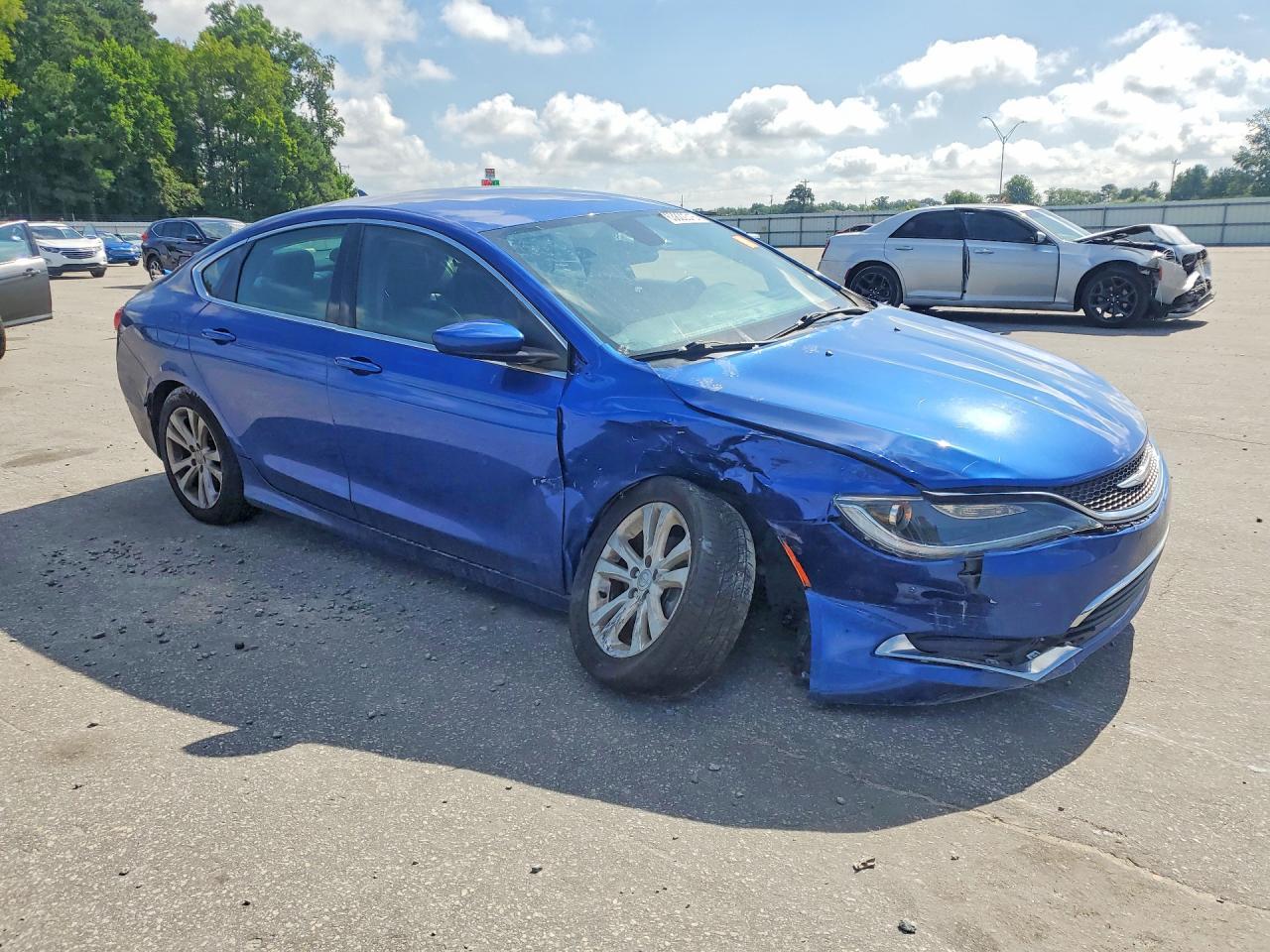 2017 Chrysler 200 Limited - zdjęcie 4