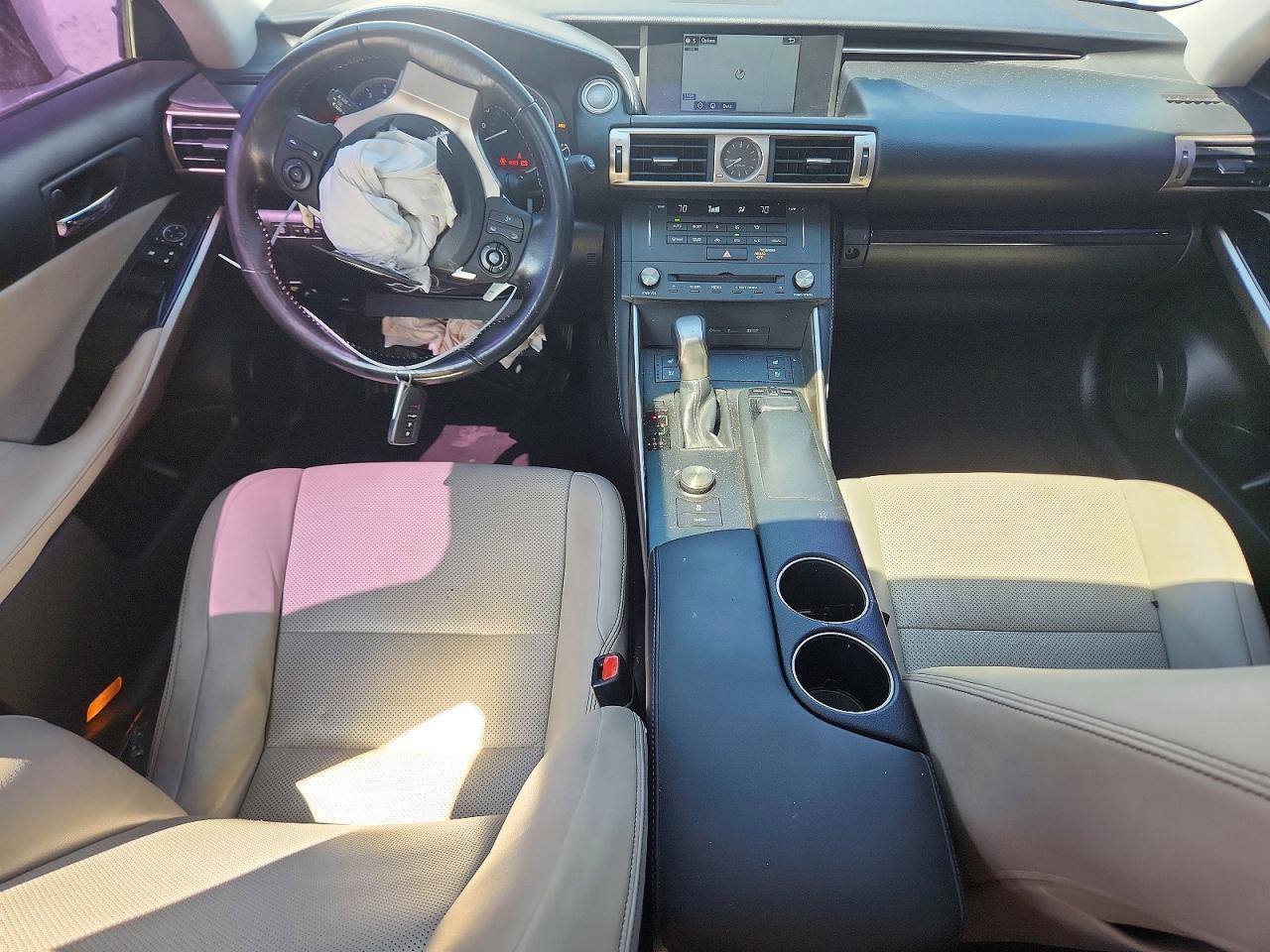 2016 Lexus Is 350 - zdjęcie 8