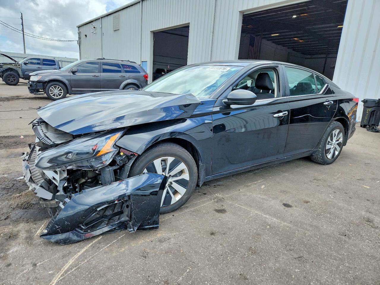 2024 Nissan Altima S - zdjęcie główne