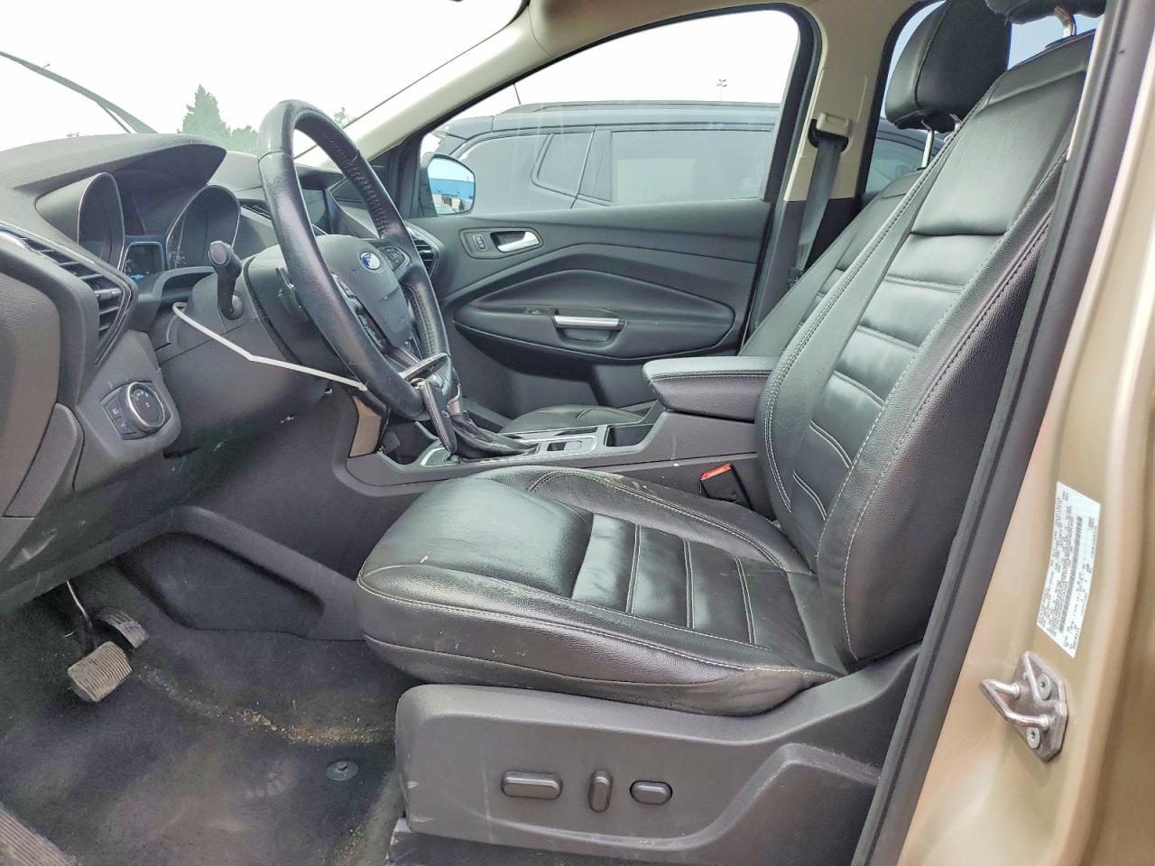 2017 Ford Escape Titanium - zdjęcie 7