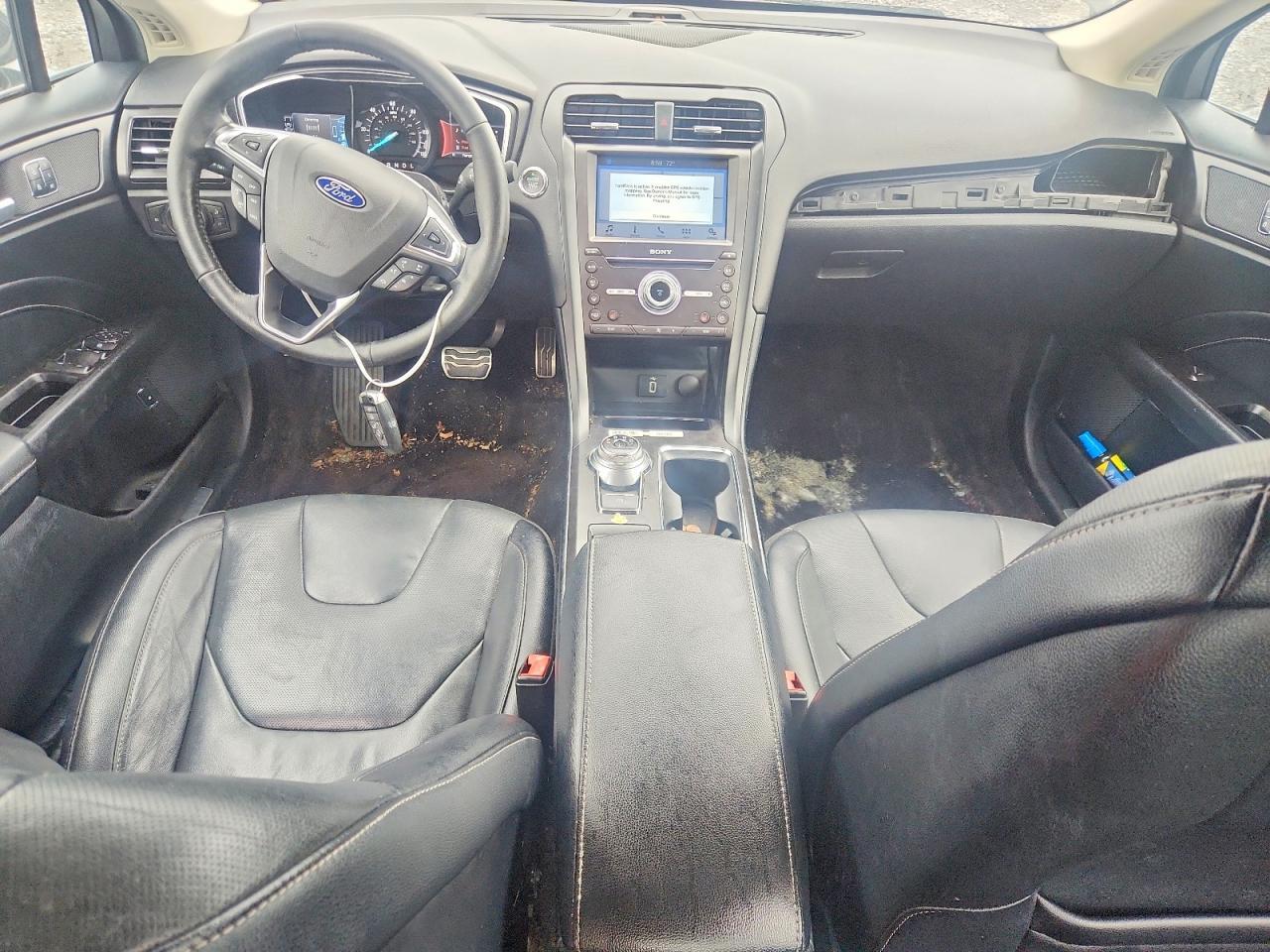 2017 Ford Fusion Titanium Hev - zdjęcie 8