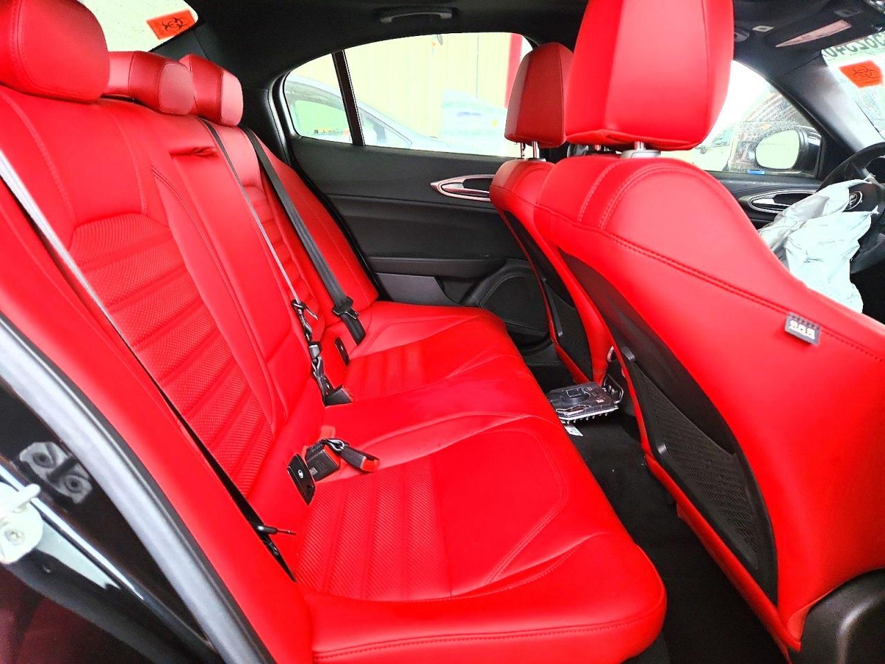 2024 Alfa Romeo Giulia Ti - zdjęcie 10