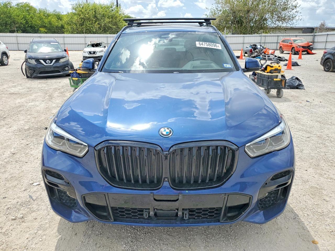 2023 BMW X5 xDrive45E - zdjęcie 5