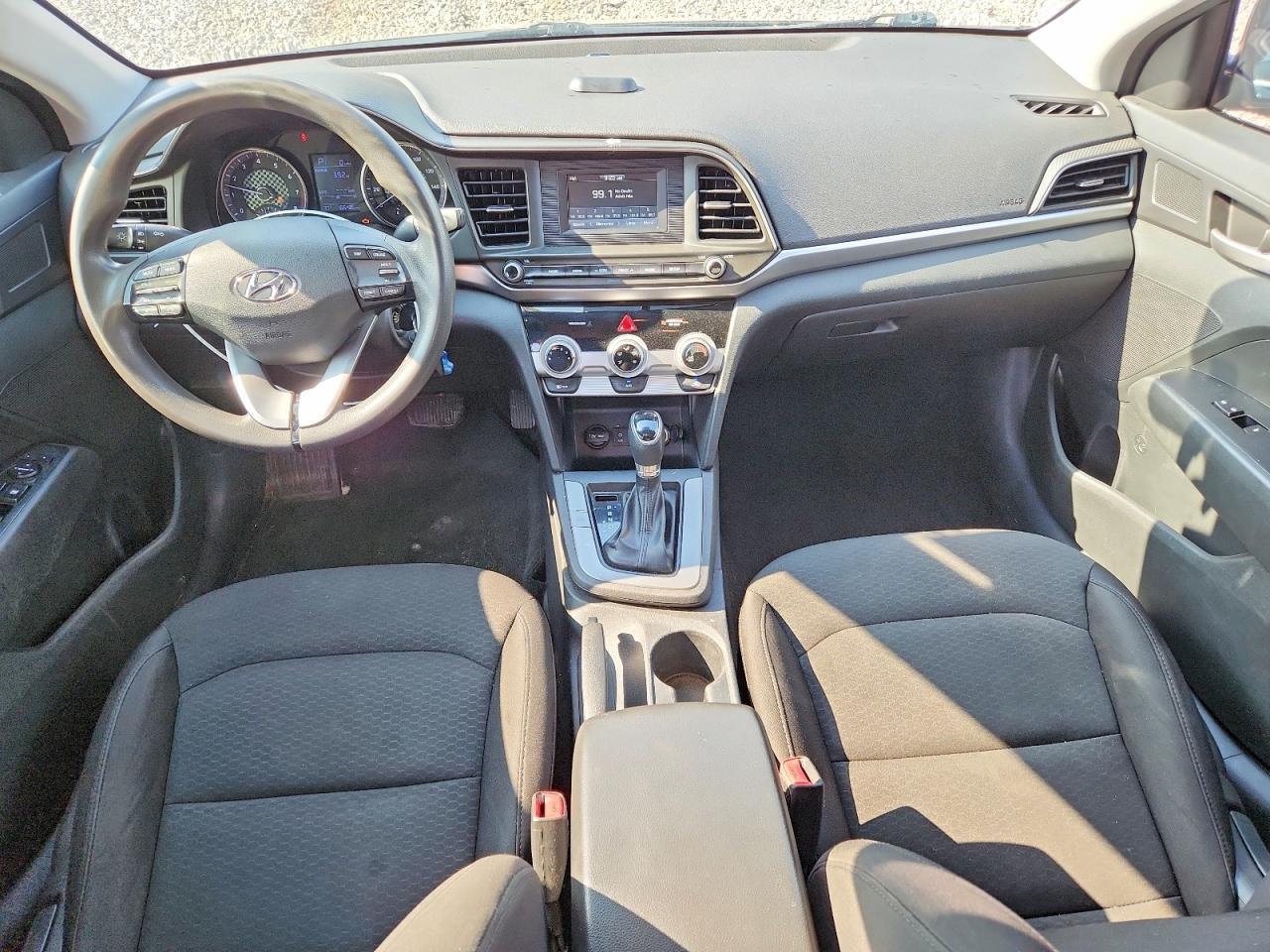2019 Hyundai Elantra Se - zdjęcie 8