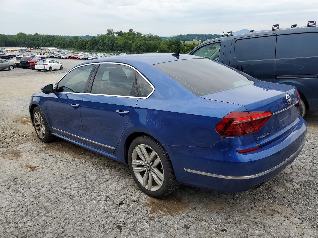 2017 Volkswagen Passat Sel Premium - zdjęcie 2