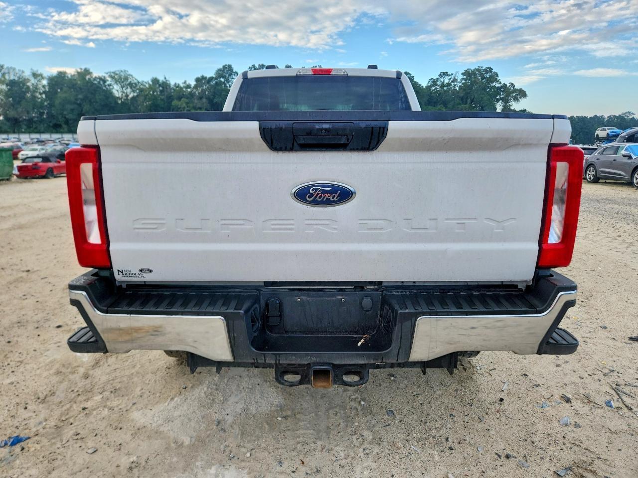 2023 Ford F350 Super Duty - zdjęcie 6