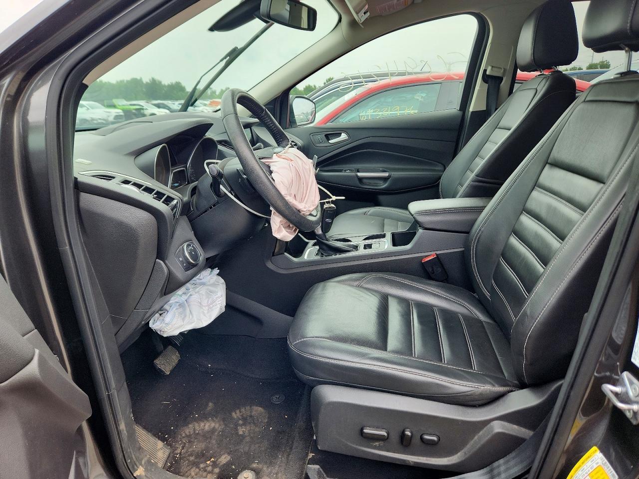 2017 Ford Escape Titanium - zdjęcie 7