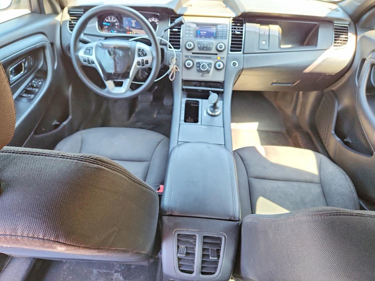2016 Ford Taurus Police Interceptor - zdjęcie 8