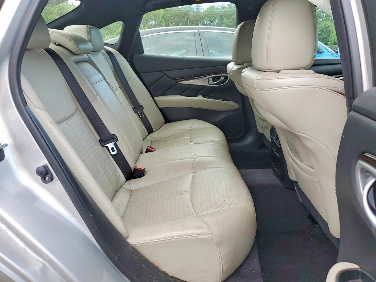 2013 Infiniti M56 Base - zdjęcie 10