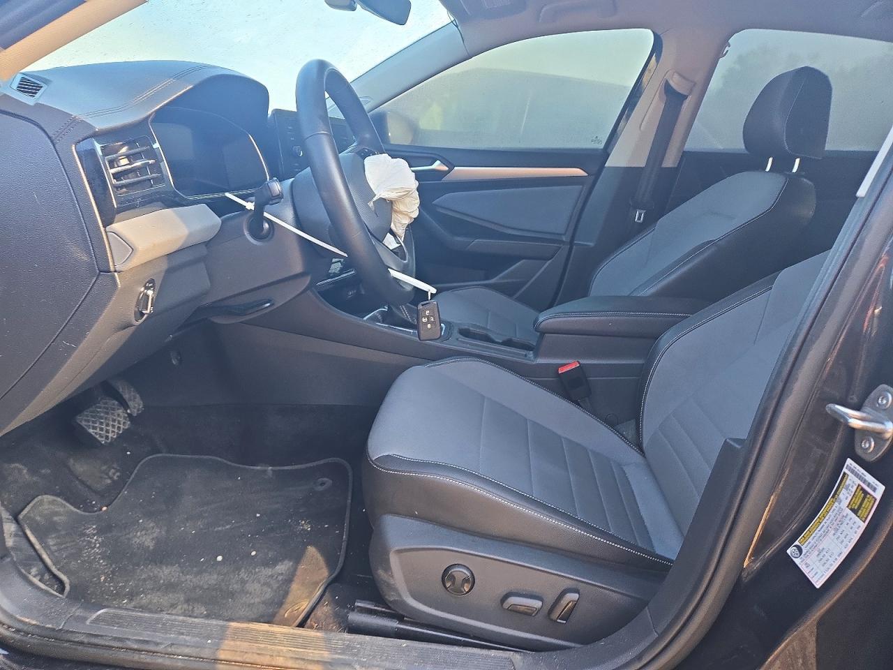 2025 Volkswagen Jetta Se - zdjęcie 7