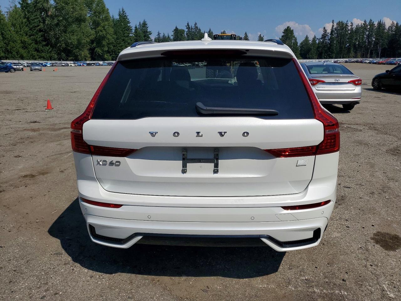 2024 Volvo Xc60 Plus - zdjęcie 6