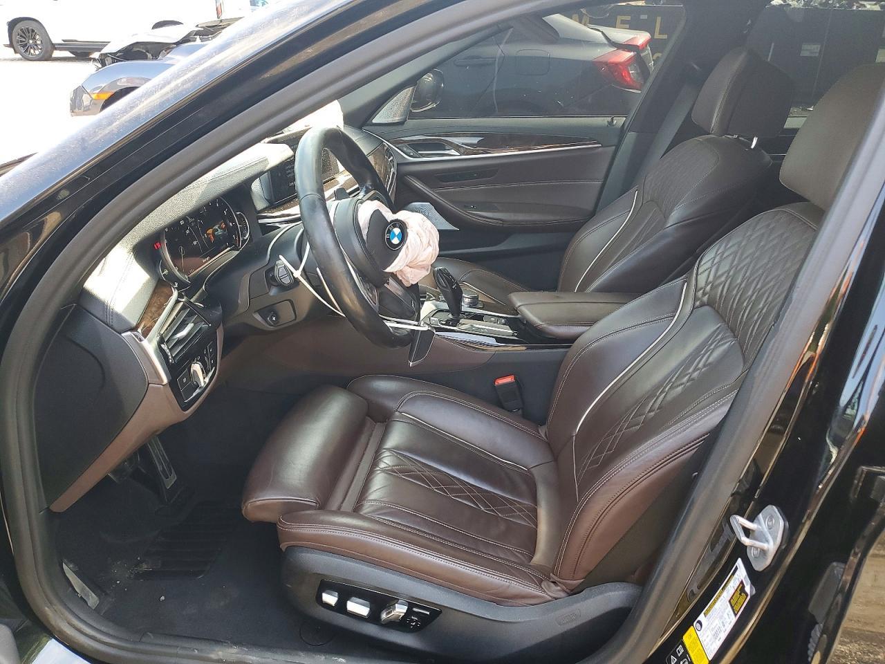 2017 BMW Seria 5 540i - zdjęcie 7